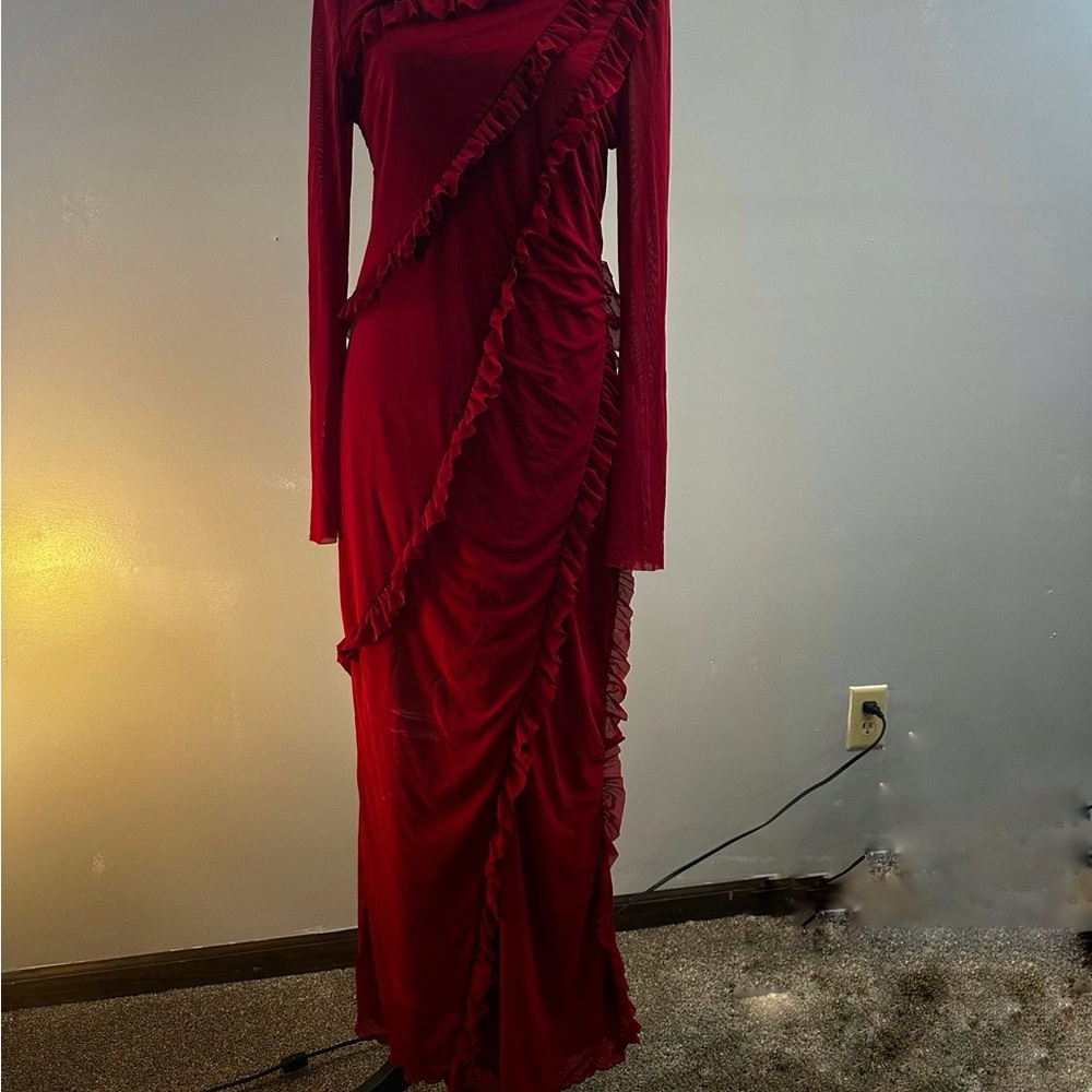Elegant Red Ruffled Dress
